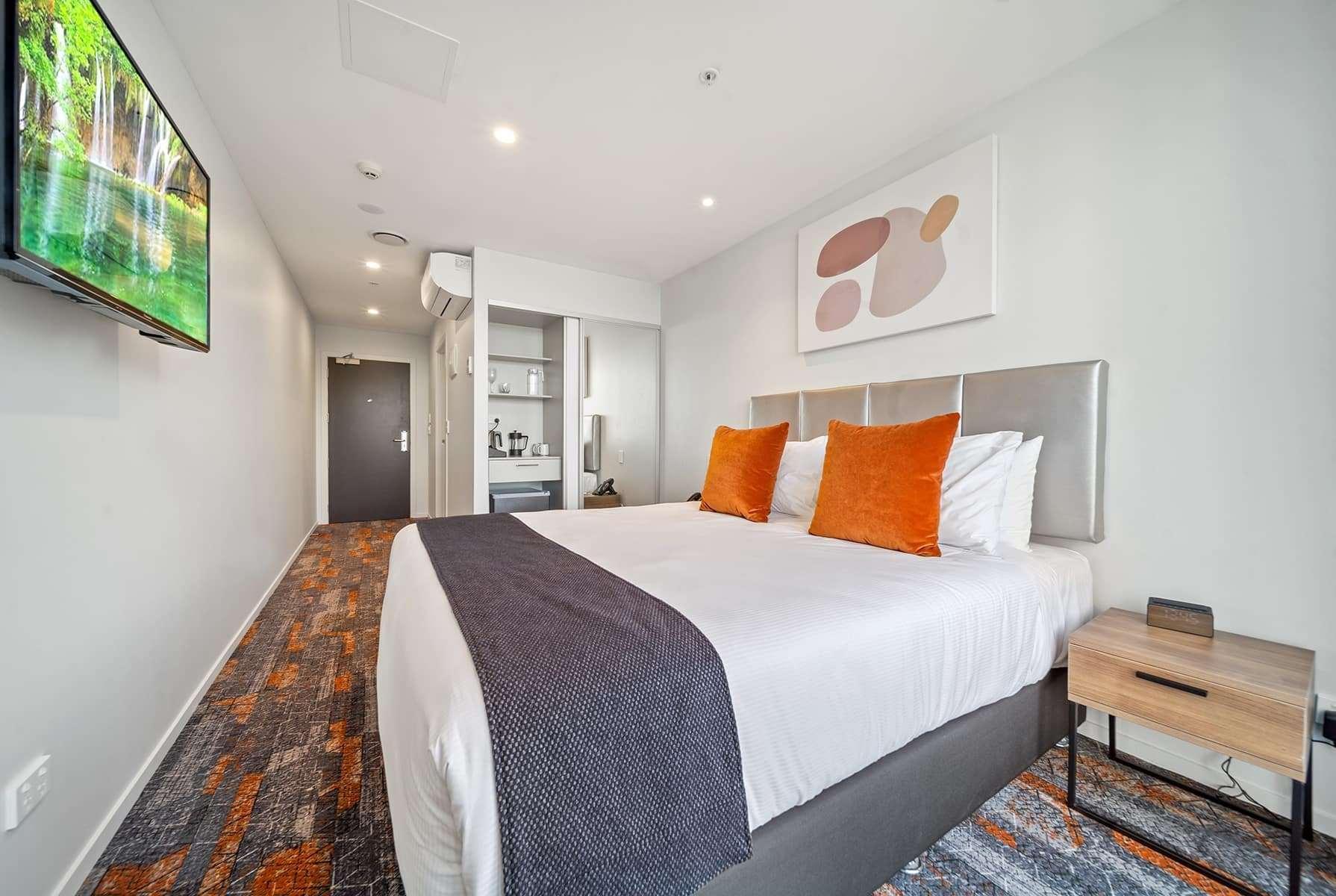 Ramada By Wyndham Newmarket Auckland Extérieur photo