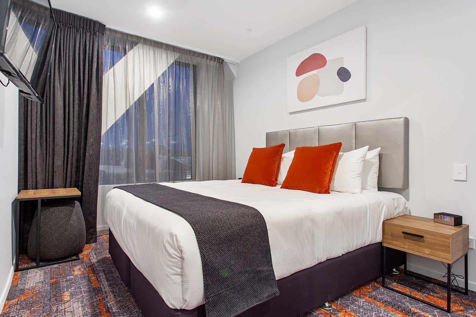 Ramada By Wyndham Newmarket Auckland Extérieur photo
